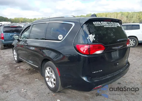 2020 Chrysler Pacifica Limited from USA, damaged, VIN 2C4RC1GG7LR181678